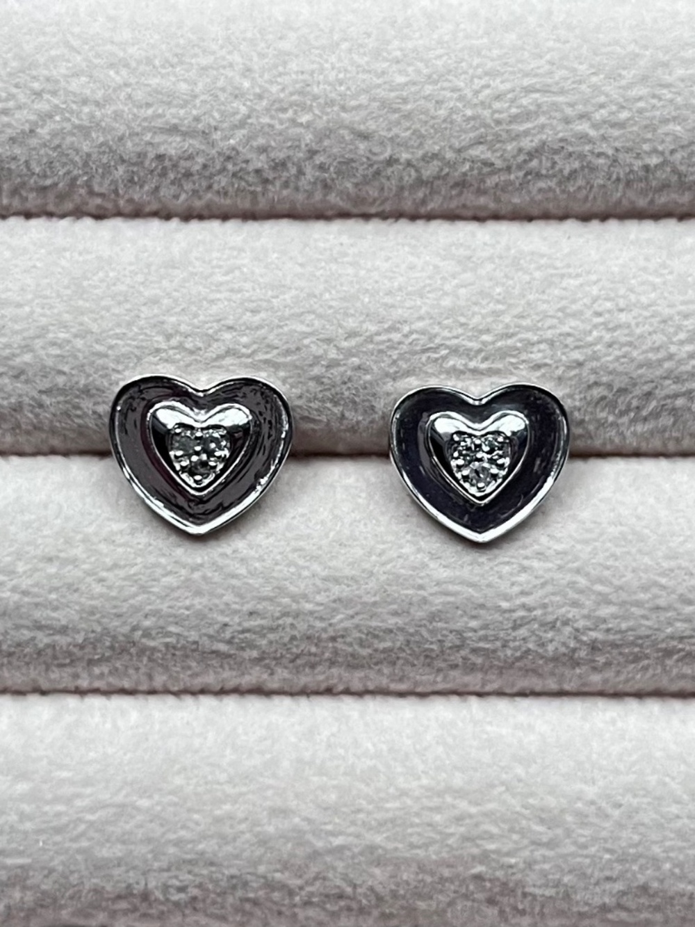 E103 | Natural Diamond Large Heart Stud Earrings